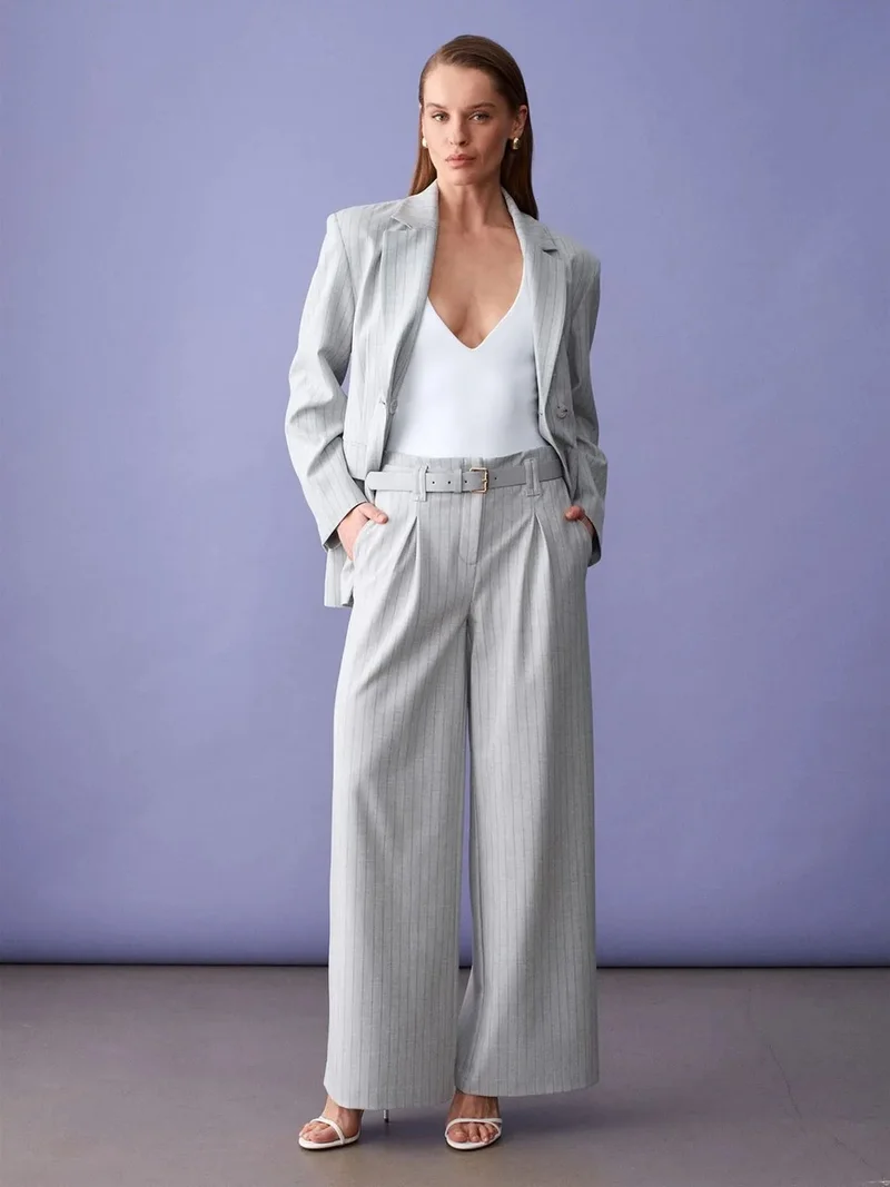 ديلفين DILVIN Striped Wide-Leg Pleated Trousers