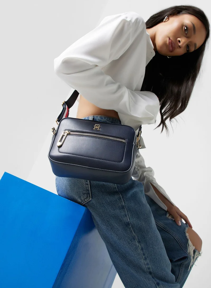 TOMMY HILFIGER Zip Around Crossbody