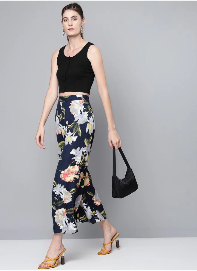 SASSAFRAS Button Front Sleeveless Crop Top by Styli