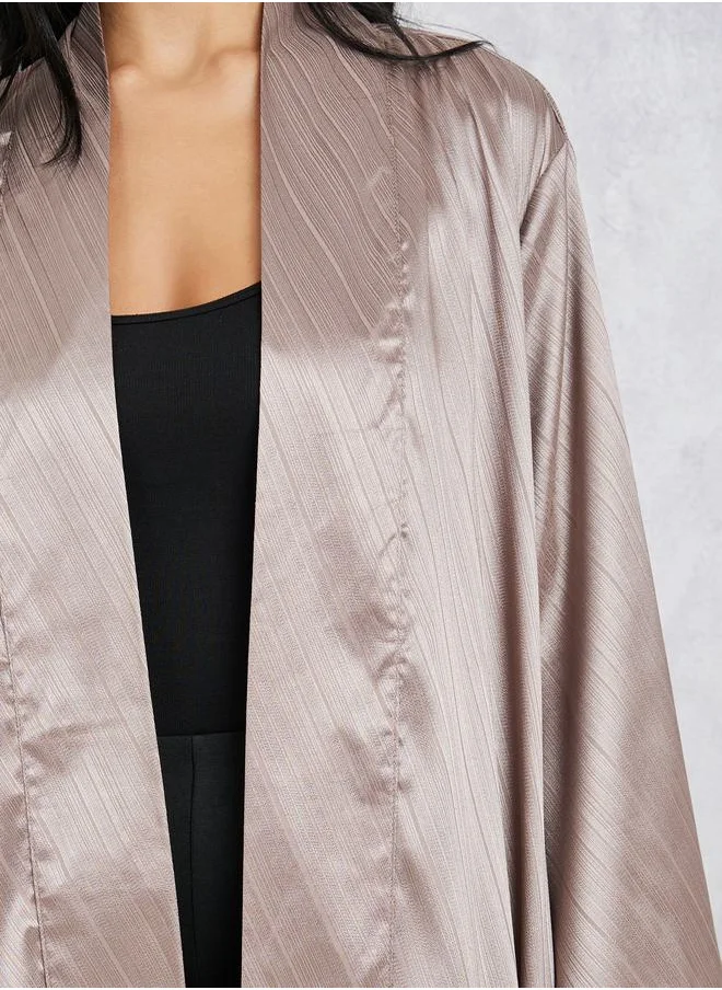 ستايلي Oversized Satin Jacquard Midi Kimono