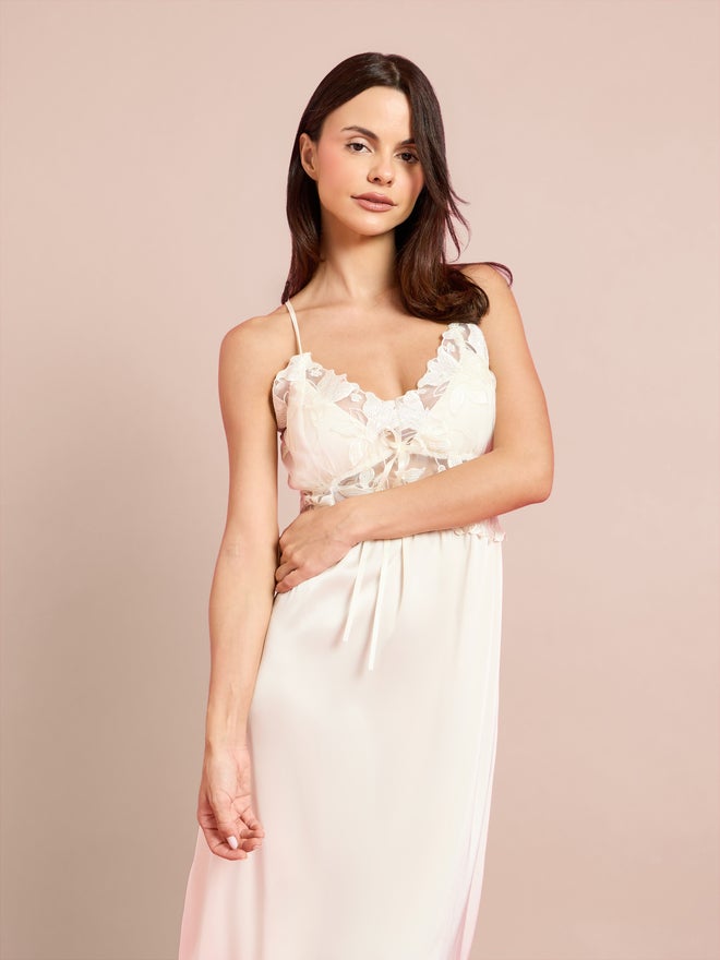 Styli Pack of 2 - Floral Guipure Lace Slip Dress and Robe Set - Image 4