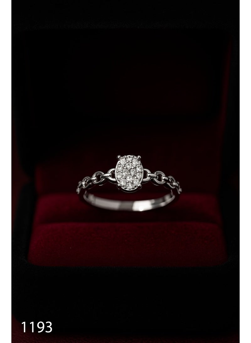 ثري دايموندز خاتم سلسلة فضي بيضاوي حصري للنساء - مطلي بالبلاتين والروديوم، حجر زركون لامع، تصميم سلسلة أنيق بأحجام متعددة - Image 2