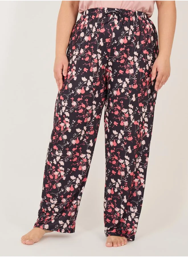 Styli Plus Size Plain Button Placket T-Shirt and Printed Pyjama Pants Set