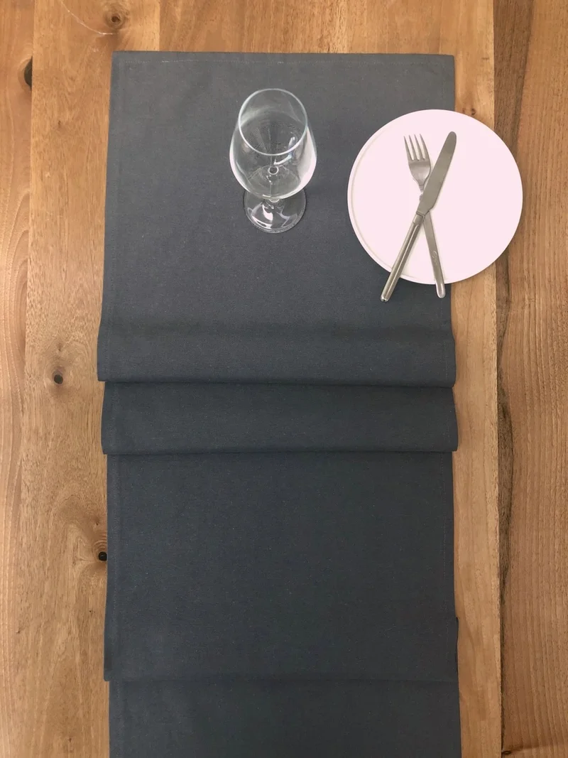 Desenİzmir PatternIzmir Solid Color Square Runner Cover