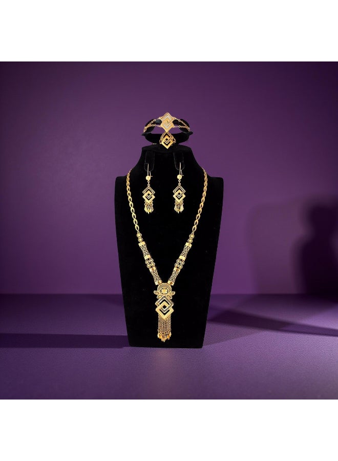 طقم اكسسوار نسائي بديل الذهب مصنوع من النحاس ومطلي بلون الذهب عيار 21 - Image 2