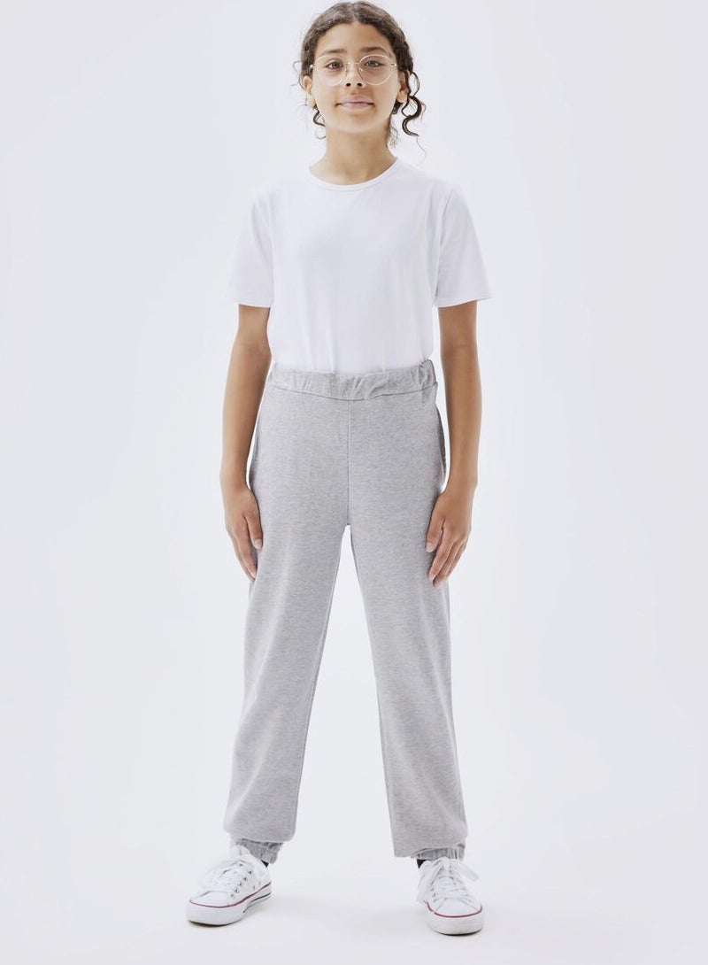 نيم ات بنطال رياضي بأرجل مستقيمة - Image 4