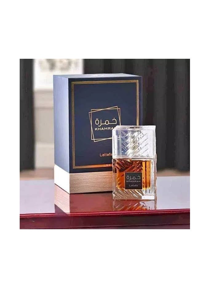 لطافة عطر Khamrah من Lattafa Perfumes هو عطر عطري حار للنساء والرجال يقدم هذا العطر المنعش والجذاب تجربة غنية ومتعددة الأبعاد 100 مل بخاخ  - Image 3