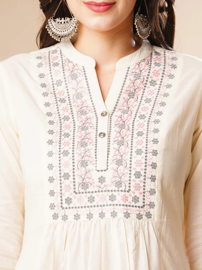 globus Women Off White Floral Yoke Design Thread Work Pure Cotton A-Line Kurta With Trousers