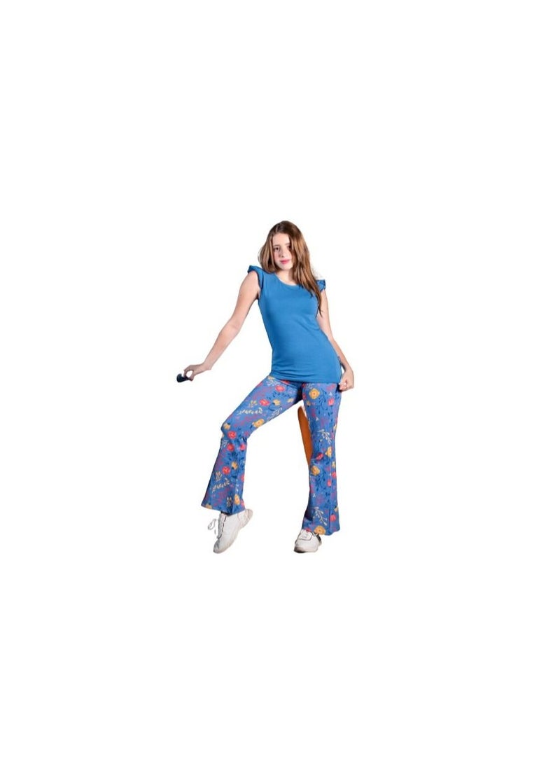 Girls' set consisting of a blue T-shirt and decorated blue pants 