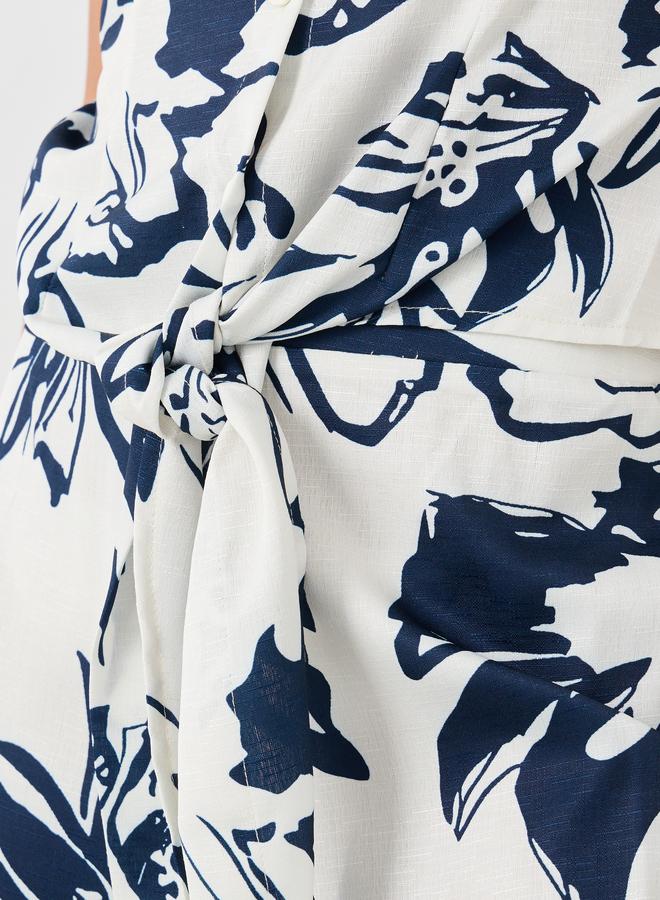 Styli Styli Printed Sleeveless Resort Collar Shirt with Tie-Up Detail  - Image 3