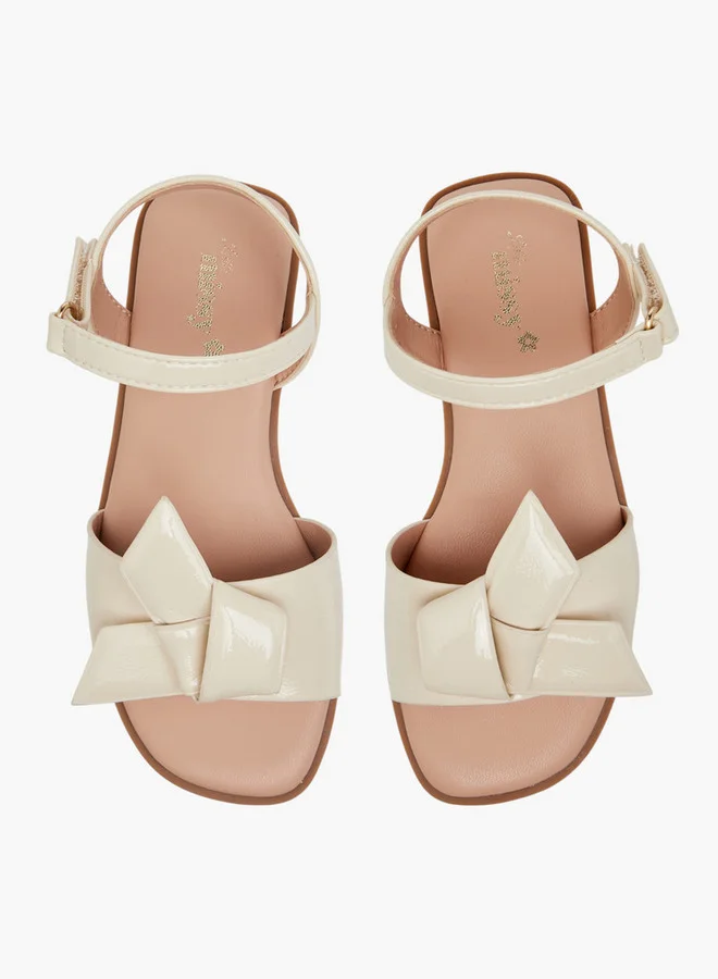 ميسي الصغيرة Girls Bow Accent Sandals with Hook and Loop Closure