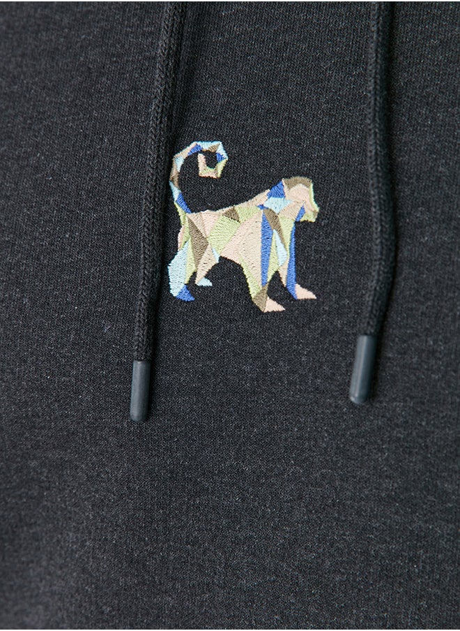 trendyol Anthracite Basic Regular Cut Hooded False Sleeve Embroidered Sweatshirt TMNAW23SW00193  - Image 4