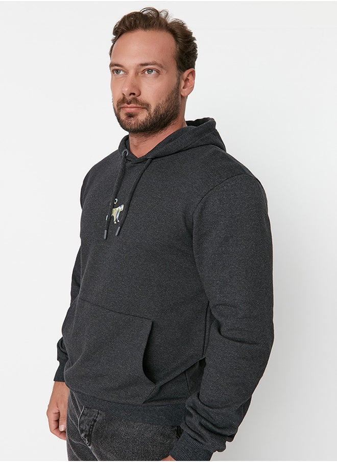 trendyol Anthracite Basic Regular Cut Hooded False Sleeve Embroidered Sweatshirt TMNAW23SW00193  - Image 3