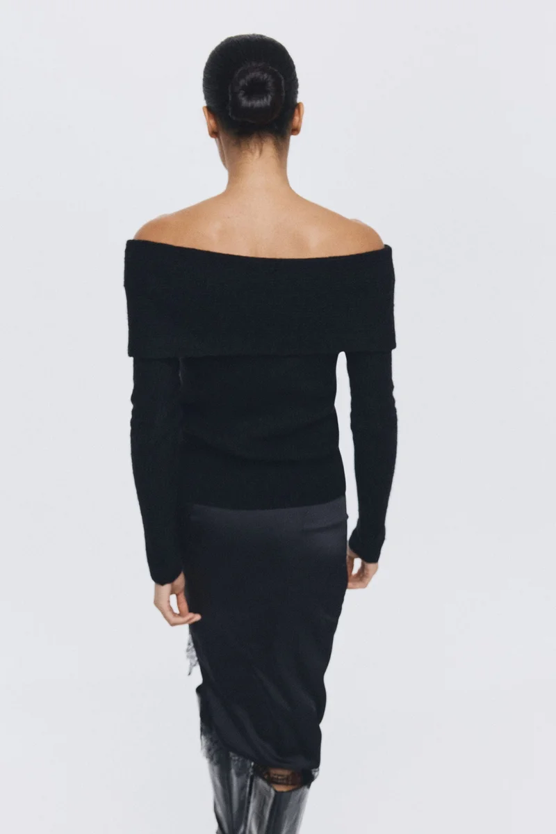 H&M Off-the-shoulder jumper