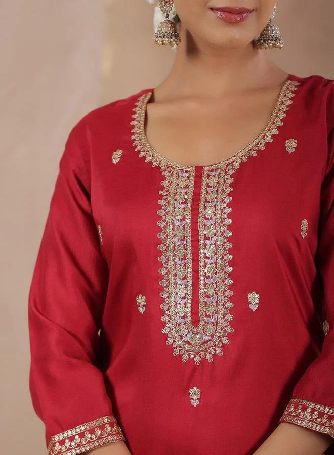 ISHIN ISHIN Embroidered Round Neck A-Line Kurta