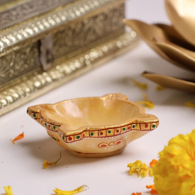 YELLOW AVENTURINE DIYA FOR HOME DCOR SHOWPIECES 4 FACE OIL LAMP CRYSTAL STONE DIYA FOR DIWALI PUJA ROOM TEMPLE RANGOLI FESTIVAL DECORATION
