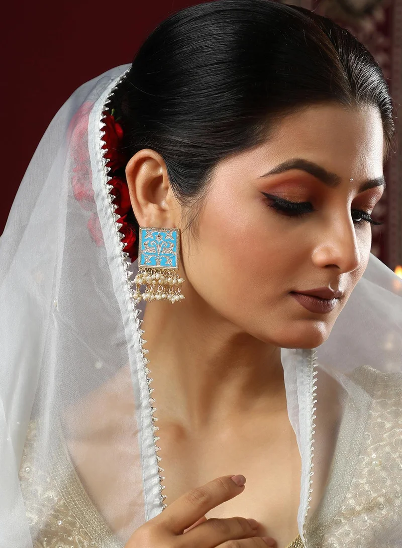 SOHI Contemporary Artificial Drop Earring Jewellery