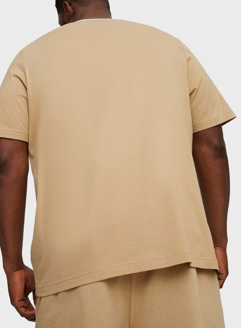 PUMA Squad Big Graphic T-Shirt
