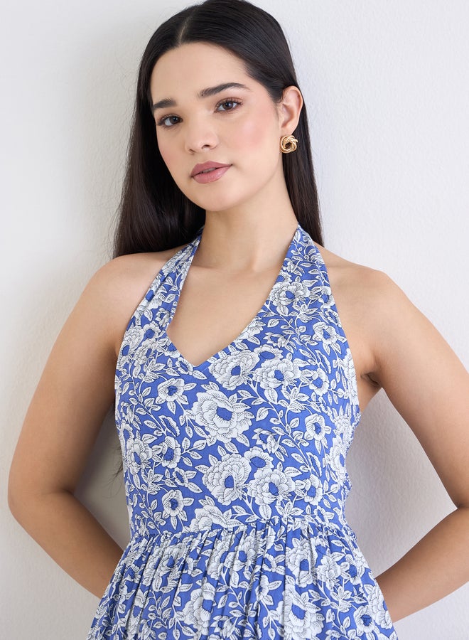 Styli Printed Halter Neck A-Line Maxi Dress - Image 4