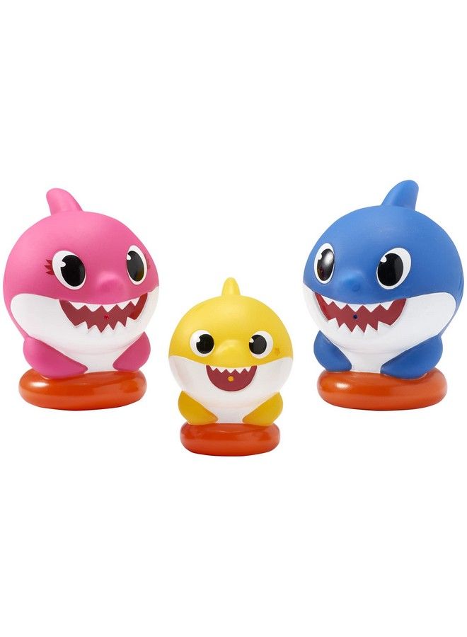 DecoPac مجموعة تزيين الكيك من ديكوسيت بيبي شارك مكونة من 3 قطع مع زخارف رائعة للأم والأب والطفل الصغير مع تماثيل قابلة للتجميع - Image 3