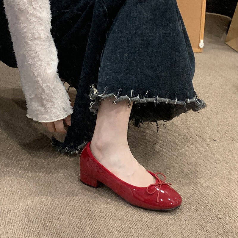 Retro Style Red Thick Heel Shoes 2025 Versatile Bow Shallow Mouth Ballet Flats Scoop Shoes - Image 1