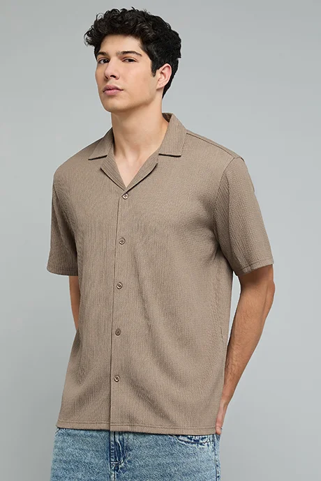 R&B Textured Shirt with Revere Collar and Short Sleeves