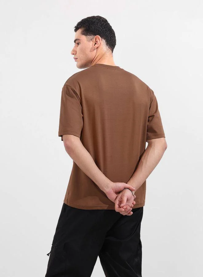 شركة المرآب الهندية تيشيرت رجالي بقصة مريحة ورقبة دائرية وطبعات ورسومات وأكمام قصيرة