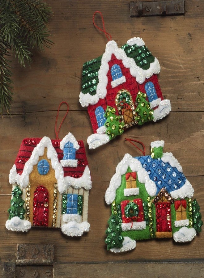 Bucilla Christmas Village Felt Applique Kit - Image 4