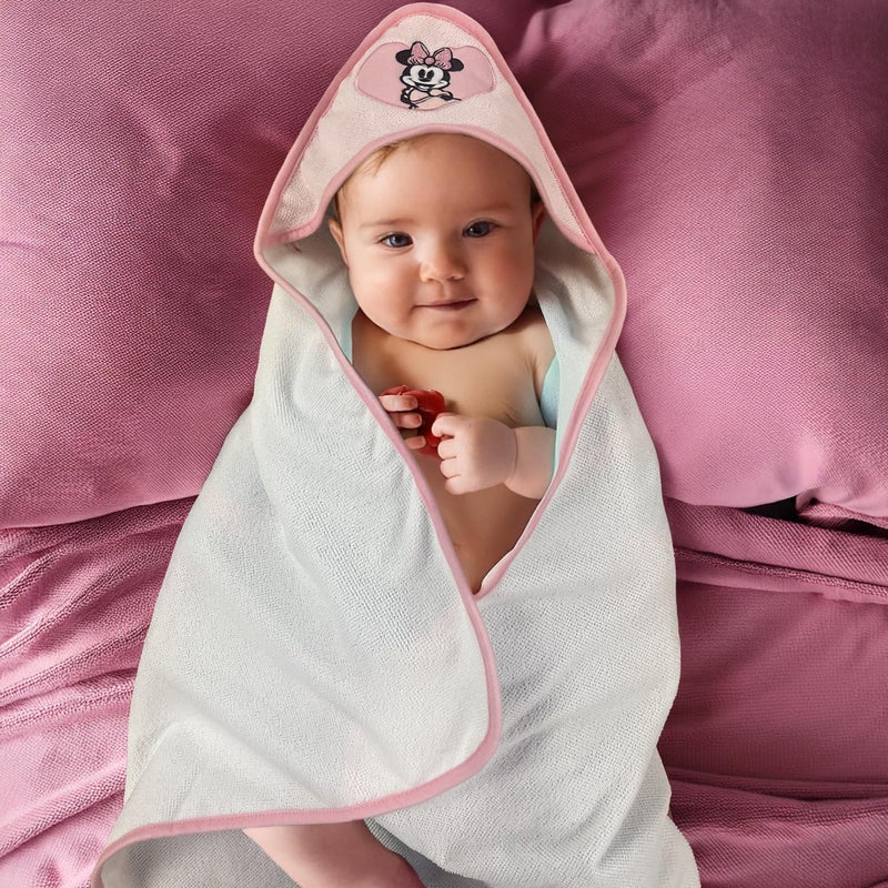 Cudlie Accessories Disney Baby Minnie Mouse Hooded Towel with 5 Piece Washcloth Set (Pink) - Image 5