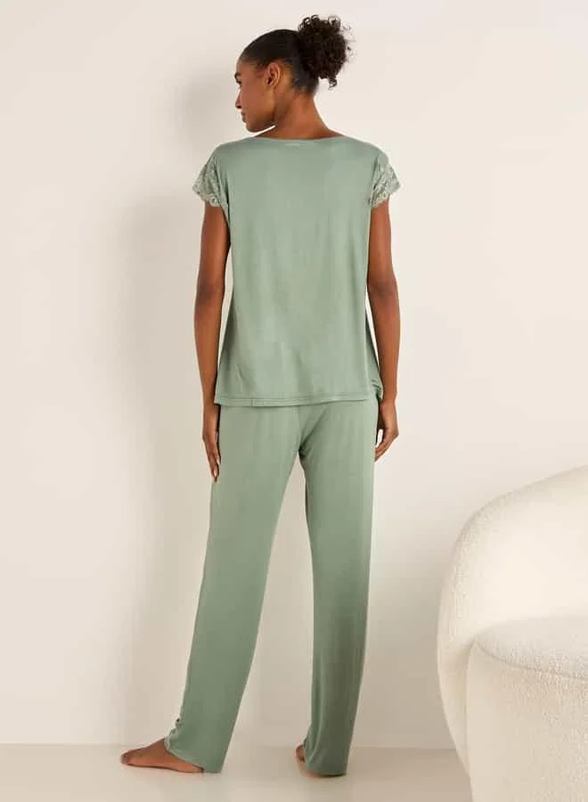 Splash FAV Lace Trim T-shirt and Elasticated Pyjama Set