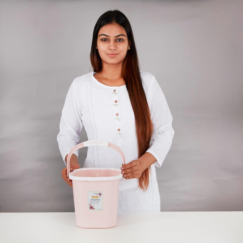 RATAN PLASTICWARE مجموعة حمام راتان بلاستيكوار بريما دلو 5 لتر × 1 دلو 18 لتر × 1 كوب 15 لتر × 1 كرسي صغير × 1 لون دياسو الوردي - Image 4