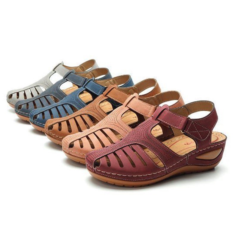 Foreign trade large size retro Baotou sandals women's summer new hole shoes thick bottom round head wedge octopus sandals black 43 - Image 1
