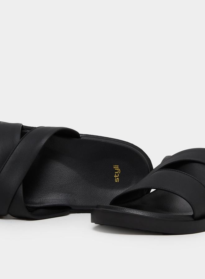 Styli Men Crisscross Strap Comfort Slides - Image 4