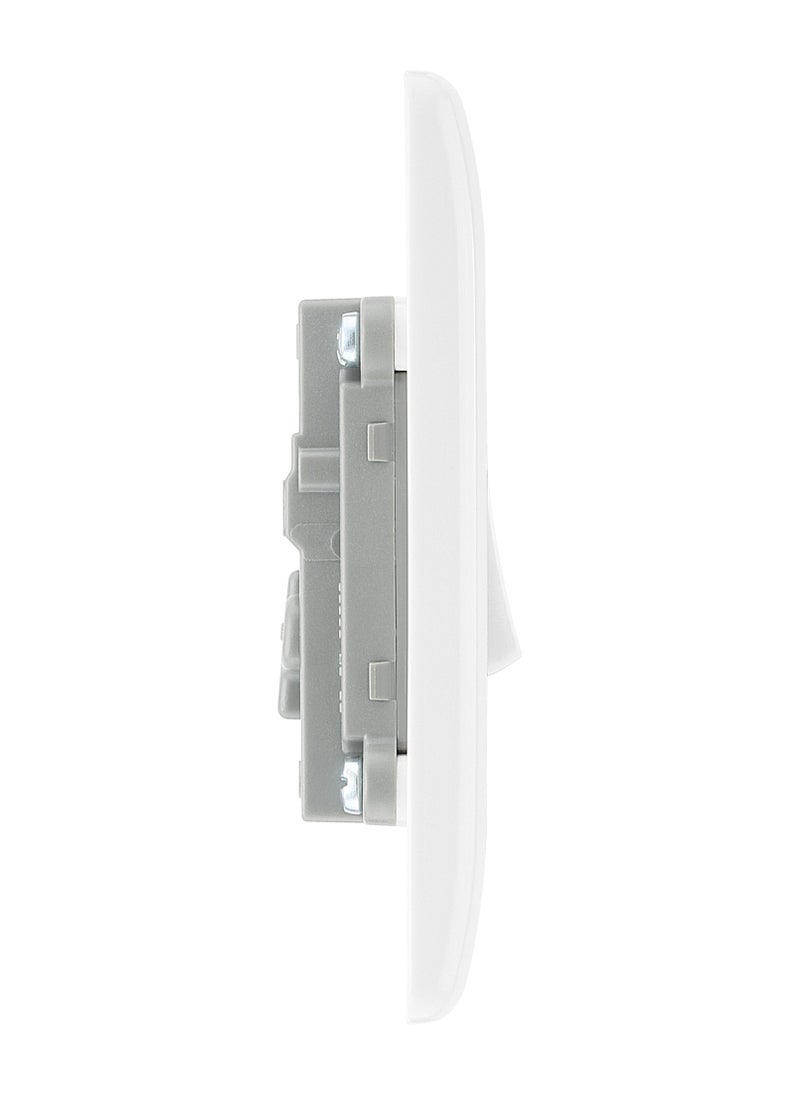 BG BG Nexus 20 Amp 10AX Intermediate Switch Plate Switches  - Image 4