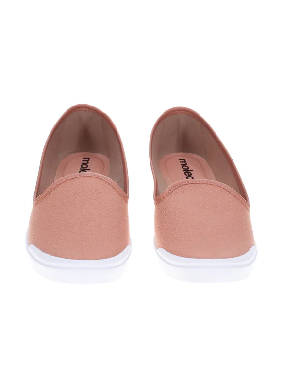 موليكا Moleca Ladies Closed/Flat Shoes Nude | Made In Brazil