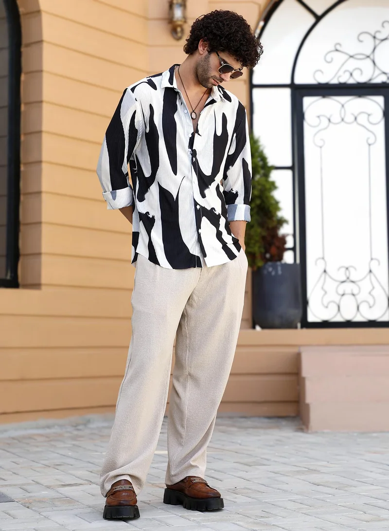 كامبوس سوترا Men's Obsidian Black & Daisy White Contour-Lines Pleated Shirt