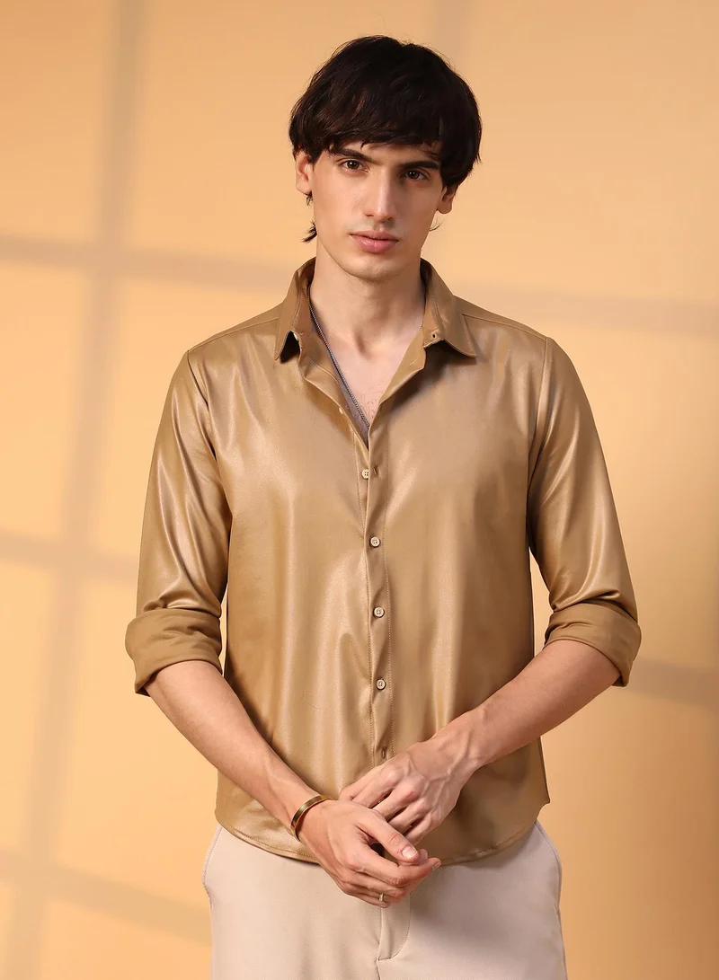 Campus Sutra Campus Sutra Men's Camel Brown Solid Suede Shirt For Casual Wear | Spread Collar | Long Sleeve | Button Closure | Shirt Crafted With Comfort Fit For Everyday Wear