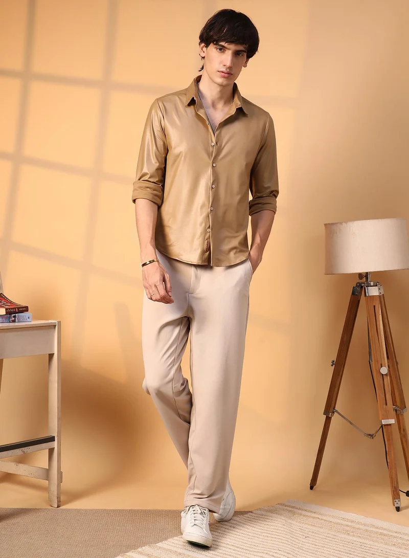 Campus Sutra Campus Sutra Men's Camel Brown Solid Suede Shirt For Casual Wear | Spread Collar | Long Sleeve | Button Closure | Shirt Crafted With Comfort Fit For Everyday Wear
