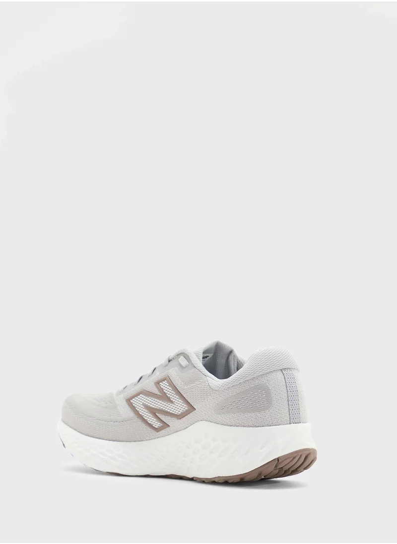 New Balance EVOZ
