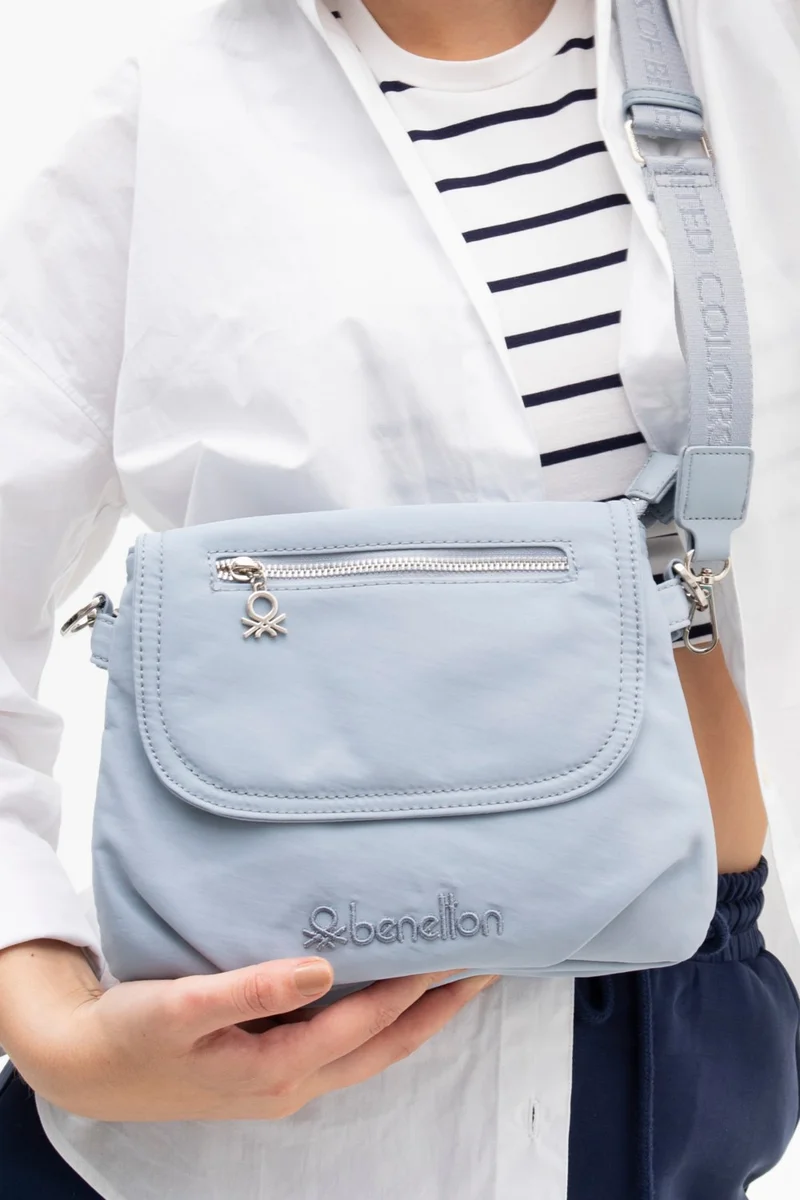 يونايتد كولورز أوف بينتيون Benetton Women's Crossbody Bag Blue BNT1254