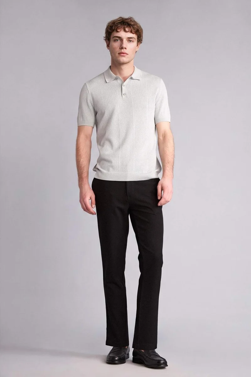 ديفاكتو Standard Fit Short Sleeve Polo T-Shirt