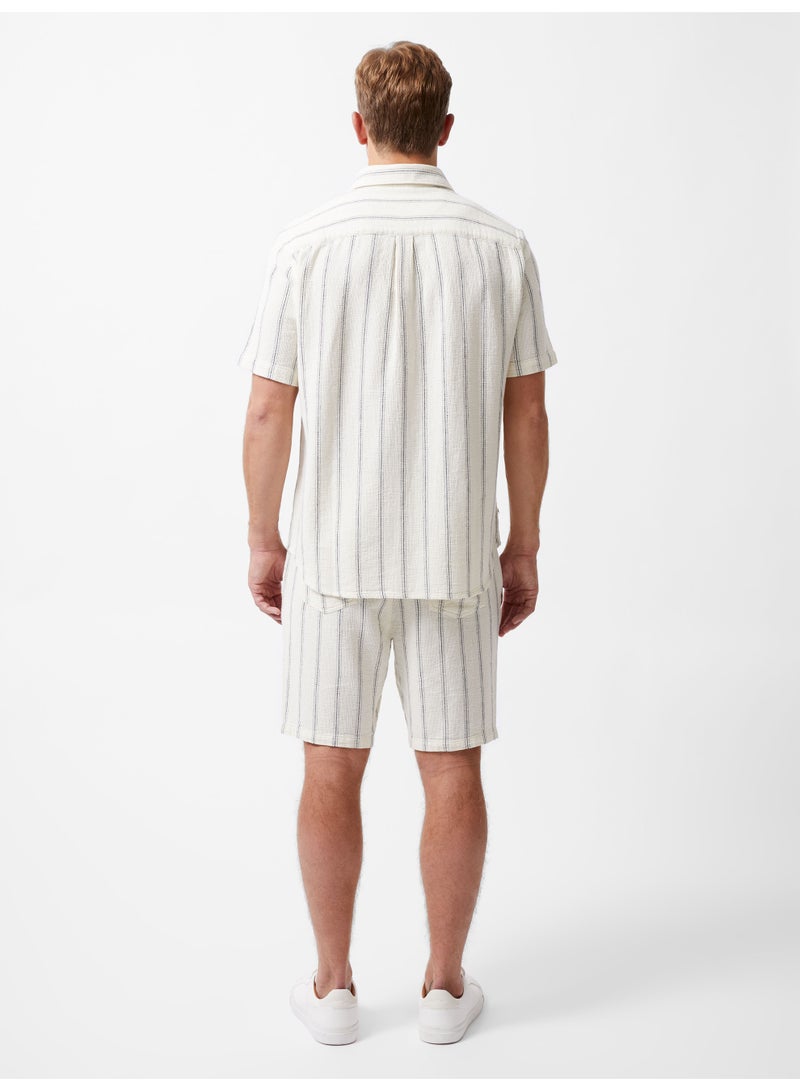 فرنش كونكشن قميص قصير بأكمام قصيرة مخطط بنقوش بارزة - Image 4