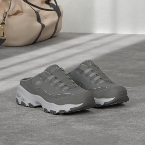 SKECHERS حذاء سكيشرز سبورت للنساء، تصميم عصري مرن، رمادي/أبيض، 9 M US - Image 2