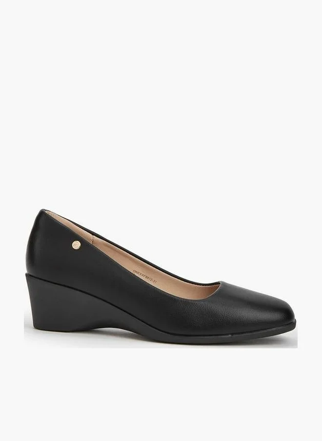 فلورا بيلا من شو إكسبرس Flora Bella Solid Balleina Shoes With Wedge Heels
