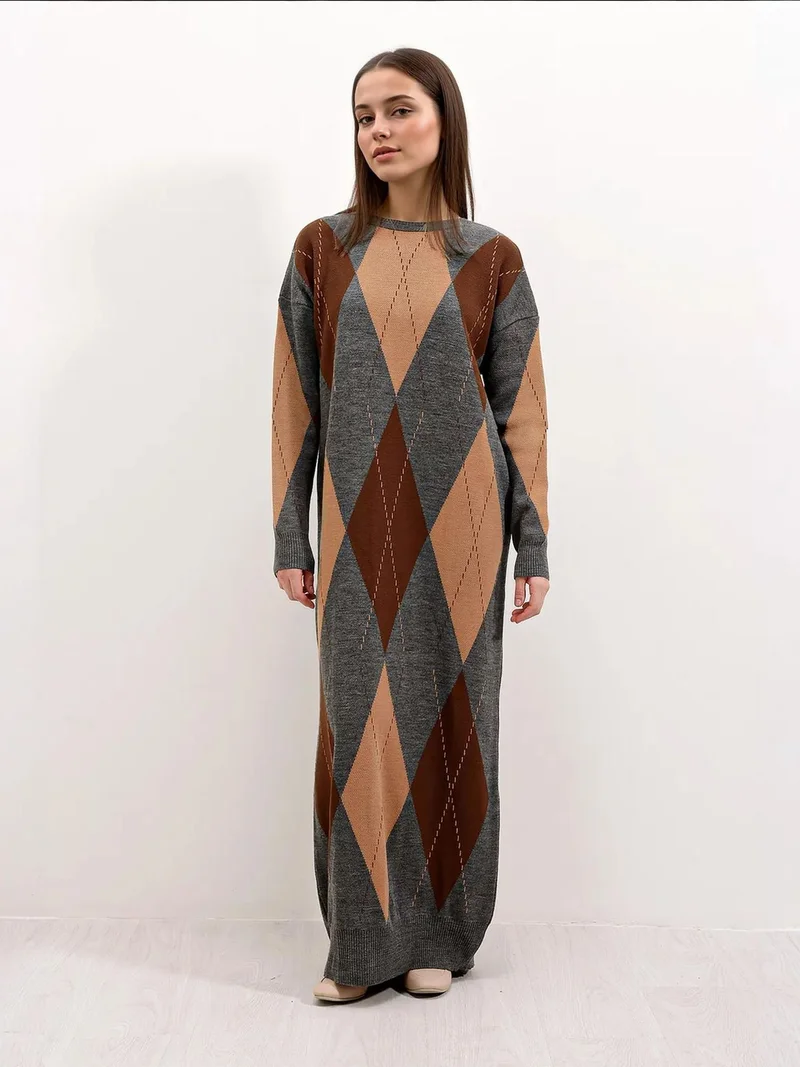 بيغ دارت BDART Geometric Pattern Crew Neck Maxi Knit Dress