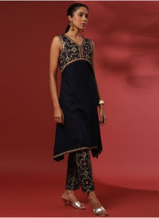 Abhishti Flared bandhni printed kurta set with neck embroidery-navy  - Image 4