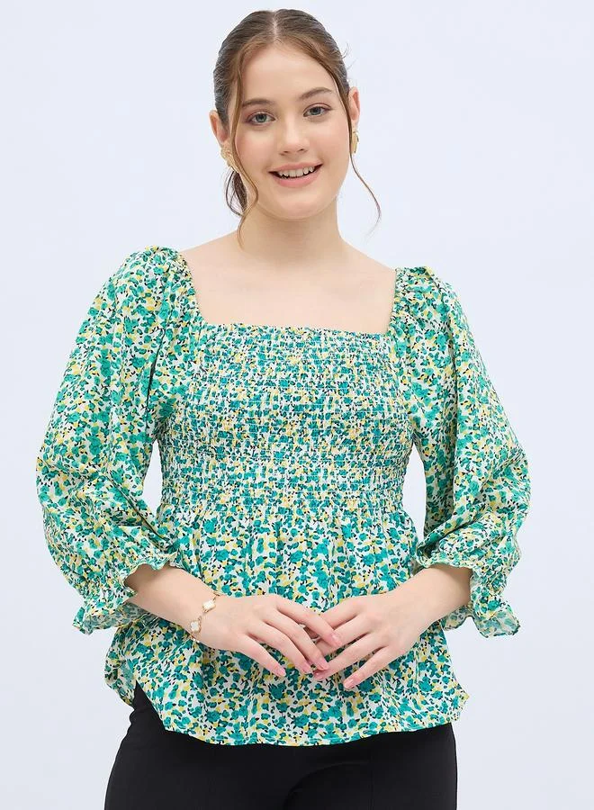 كواري بلوزة مطبوع بالكامل مع كشكشة