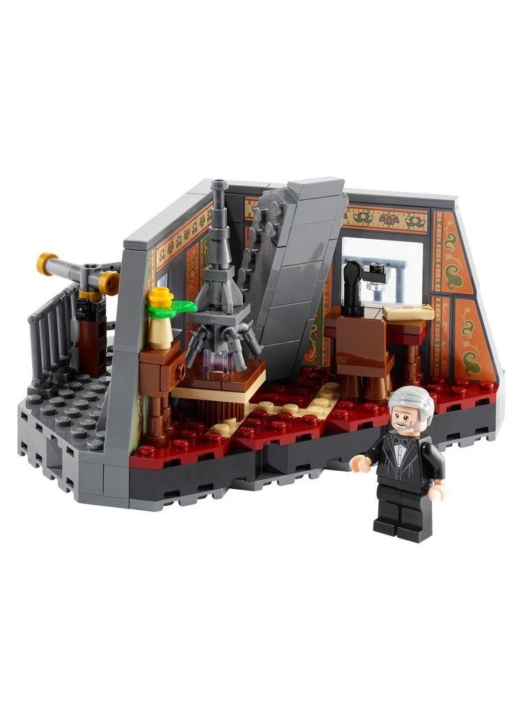 LEGO - LEGO Eiffel's Apartment Set 40579 - Image 1