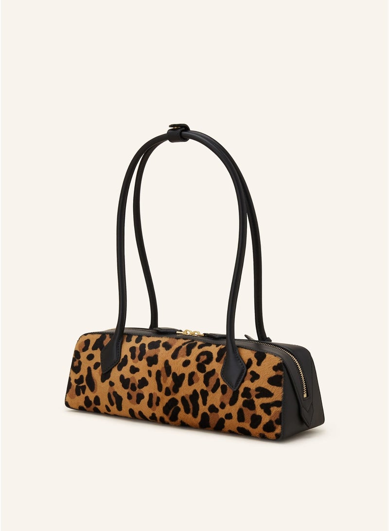 عاليا باريس ALAÏA Le Teckel حقيبة كتف متوسطة من جلد سويد مطبوعة بالنمر - Image 3