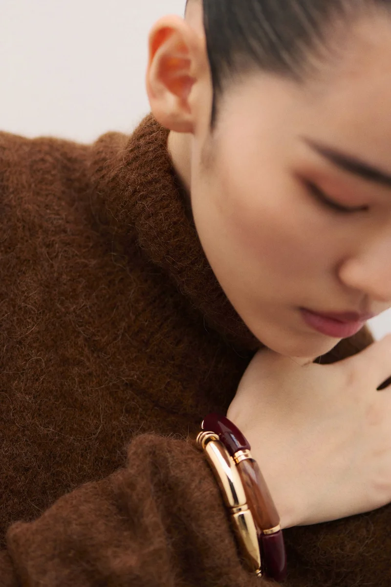 اتش اند ام أساور - قطعتين